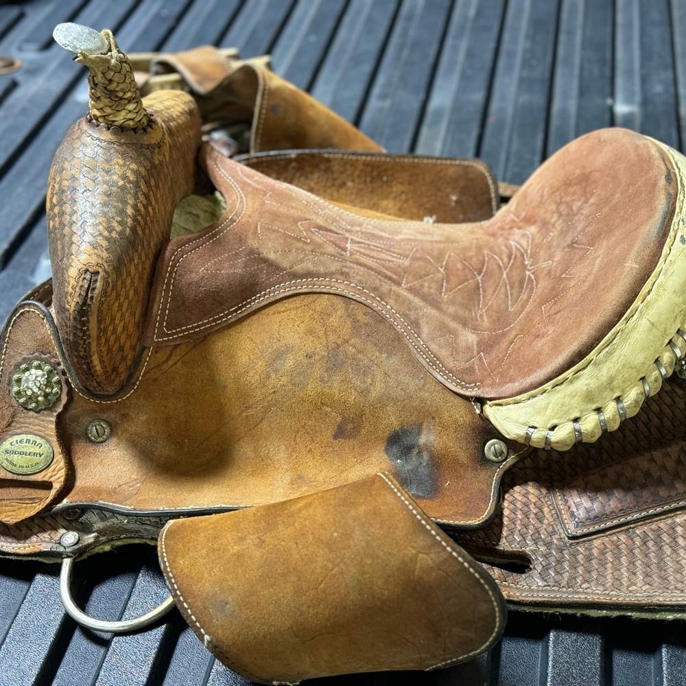 Cierra Saddlery USA Made Western Cowboy Horse Saddle AS-IS Antique Yellowstone